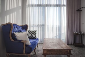 Deluxe Double Room | Desk, soundproofing, free WiFi, bed sheets - Cloud 9 Panorama Guest House (Hengchun)