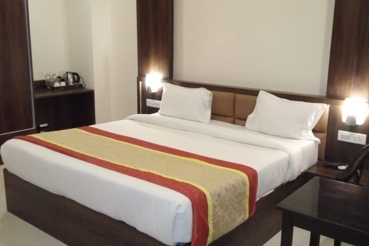 In-room safe, laptop workspace, soundproofing, iron/ironing board