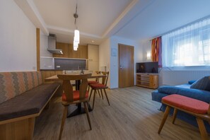 Apartment (1) | Wohnbereich