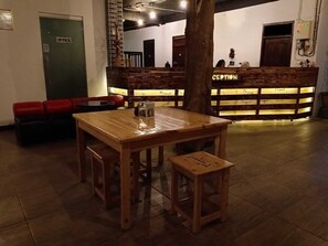 朝食 (郷土料理)、毎日提供 (無料)