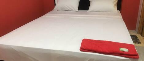 Verdunkelungsvorhänge, schallisolierte Zimmer, kostenloses WLAN