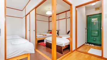 Quarto casal standard (32) | Wi-Fi de cortesia, roupa de cama