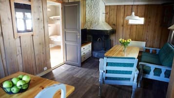 Familiehytte (Seterveien) | Oppholdsområde | Flatskjerm-TV