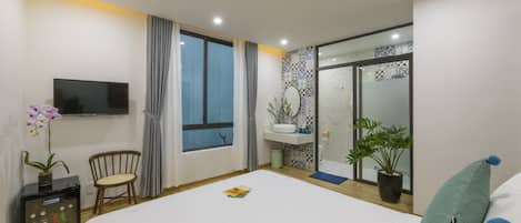 Superior Room | Minibar, soundproofing, free WiFi, bed sheets