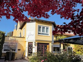 Majoituspaikan sisäänkäynti