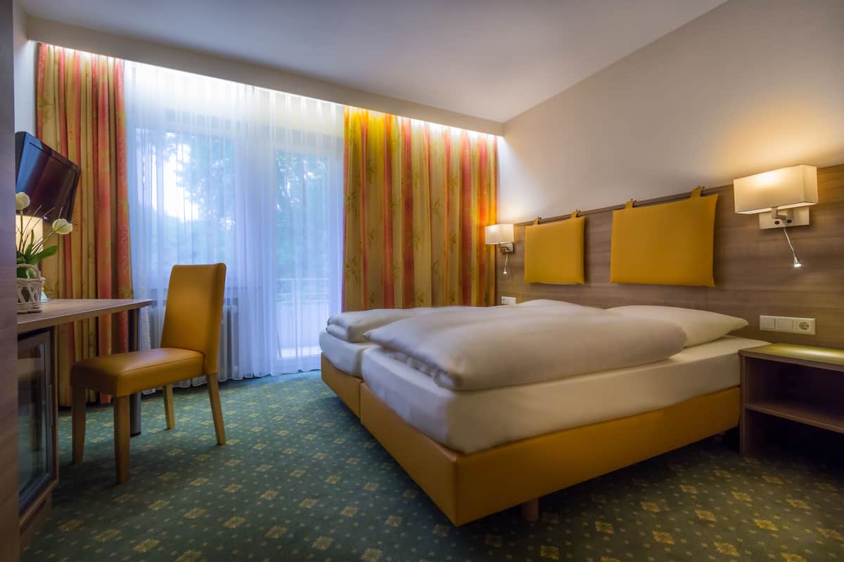 Comfort Double Room (3) | 1 bedroom, desk, blackout drapes, free WiFi