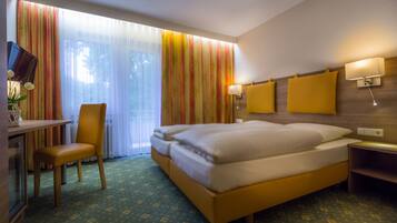 Comfort Double Room (3) | 1 bedroom, desk, blackout drapes, free WiFi