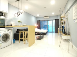 Comfort Studio | Interior - OHO Suites KLCC Summer Suites (Kuala Lumpur)