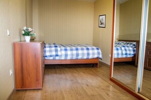 Lägenhet - 1 sovrum | 1 sovrum, strykjärn/strykbräda och sängkläder