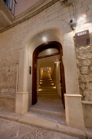Property entrance - Tabula Maris (Trani)