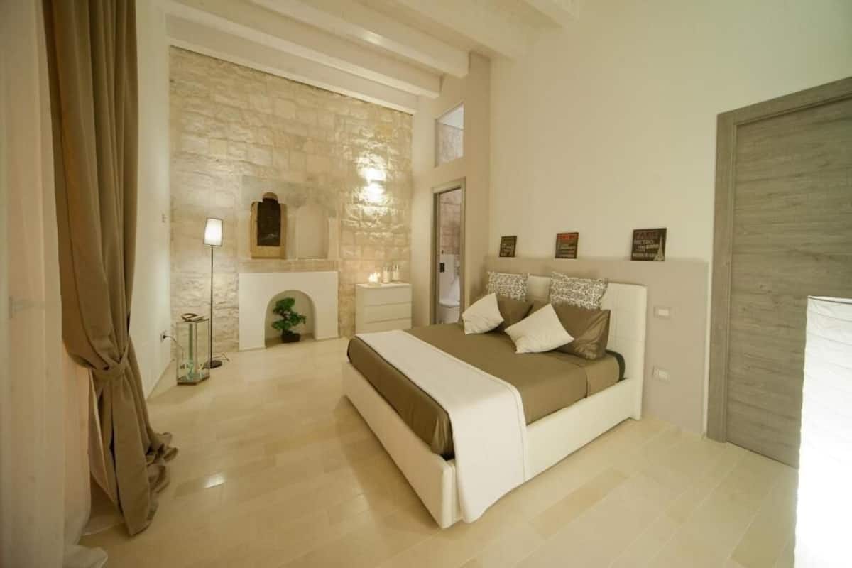 Family Apartment, 1 Bedroom, Kitchen | Premium bedding, down comforters, minibar, desk