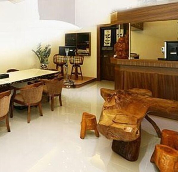 Lobby sitting area - Happy Owner Homestay (Ruisui)