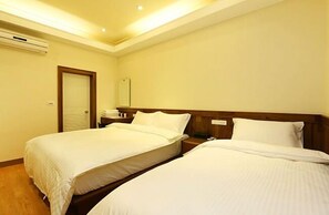 Triple Room - Happy Owner Homestay (Ruisui)