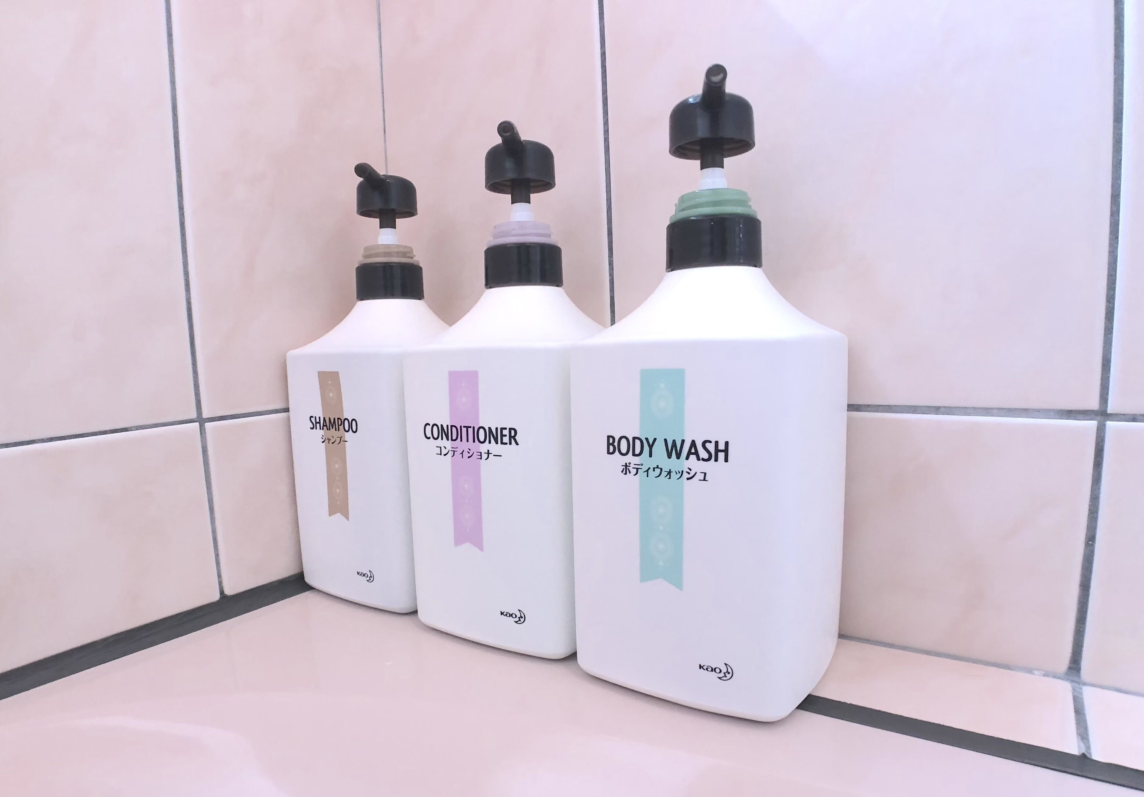 combined shower/bathtub, free toiletries, hair dryer, bathrobes