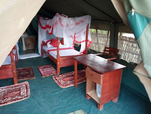 Tent | Desk, bed sheets, wheelchair access