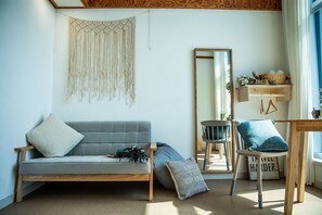 Dúplex estándar, 1 cama Queen size, vista al océano (2) | Wifi gratis 