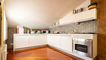 Apartment, 1 Bedroom | Private kitchen