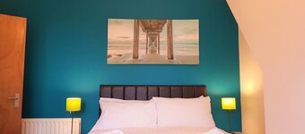 OYO Bath Road Apartments