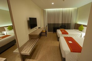 Blackout drapes, free WiFi, bed sheets