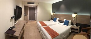 Deluxe Twin Room | Blackout drapes, free WiFi, bed sheets