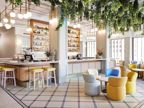 The Adnate Perth - Art Series