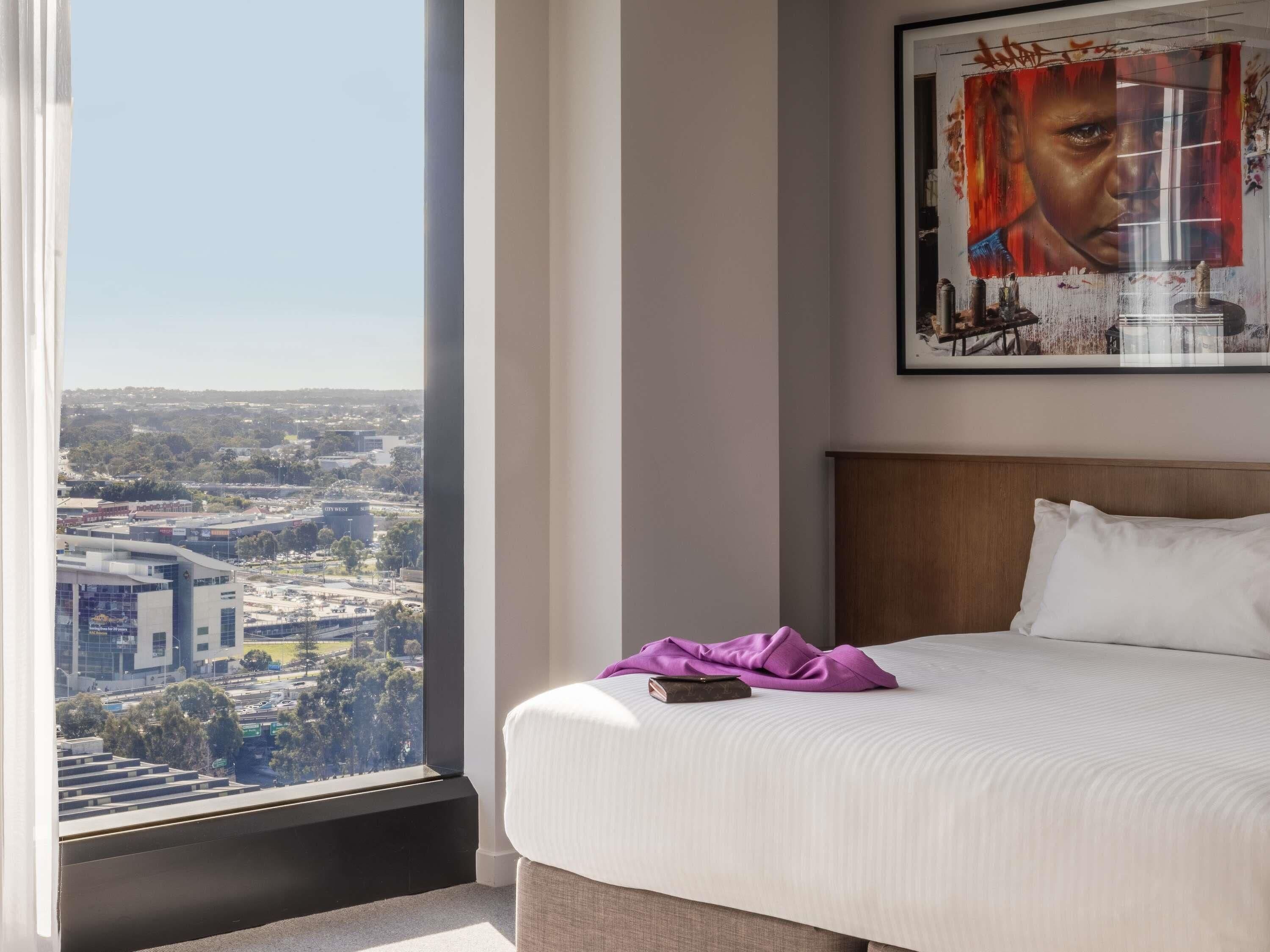 Deluxe Room, 1 King Bed (Premium Adnate)