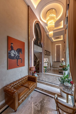 Reception - Golden Tree Hotel & Apartment (Ho Chi Minh City)