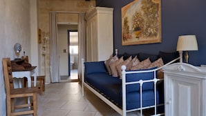 Comfort Triple Room, 2 Bedrooms | In-room safe, desk, laptop workspace, iron/ironing board (on request) - Village Knights Accommodation (Zebbug)