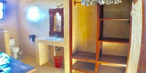 Bathroom - Msafini MangoTop Roof Hotel (Lamu)