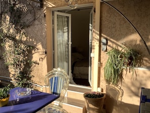 Double Room, Pool View | Mini-refrigerator