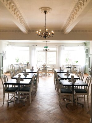 Restoran