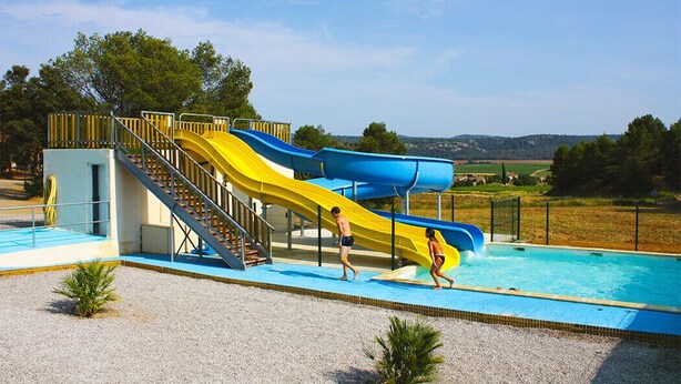 Children's play area - outdoor - Le Pinada (Fabrezan)