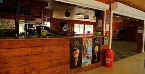 Snack bar - Le Pinada (Fabrezan)