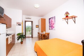 In-room safe, free cots/infant beds, free WiFi - Residence Valleverde (Vieste)