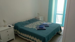 Individually decorated, individually furnished, desk, free WiFi