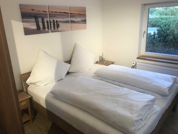 Panoramic-Apartment, Seeblick, Erdgeschoss | Individuell dekoriert, individuell eingerichtet