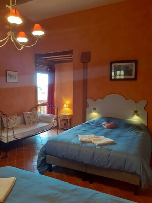 Family House, Ensuite (Andrée) | 2 bedrooms - Ferme D'andrée (Chaudenay-le-Château)