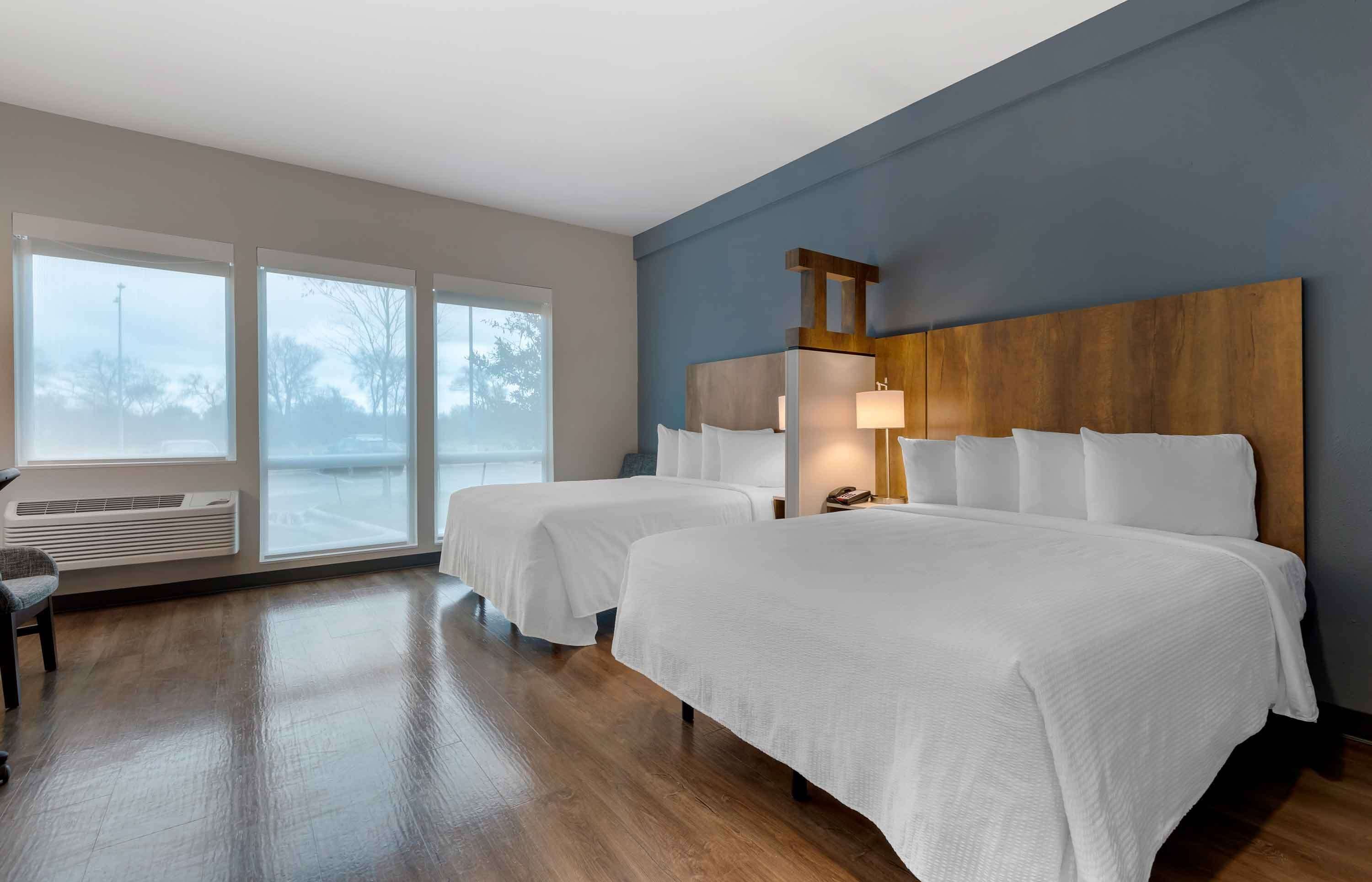 Ropa de cama de alta calidad y escritorio 