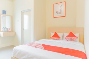 Deluxe Double Room | Desk, free WiFi - OYO 1524 D' Paseban (Jakarta)