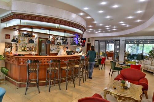 Hotel Terra Europe Brontes