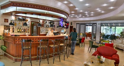 Hotel Terra Europe Brontes