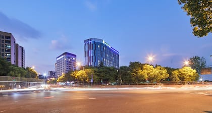 Holiday Inn Express Hangzhou Jiuzhou, an IHG Hotel