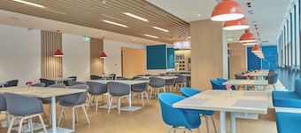 Holiday Inn Express Hangzhou Jiuzhou by IHG