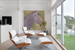 32-Zoll-Flachbildfernseher mit Digitalempfang, Fernseher, Netflix