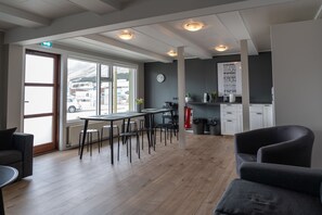 Interior - Ísafjordur Hostel (Isafjordur)
