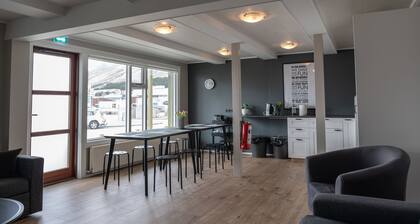 Ăsafjordur Hostel