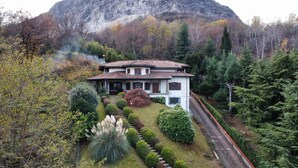 Front of property - Villa Isabel (Baveno)