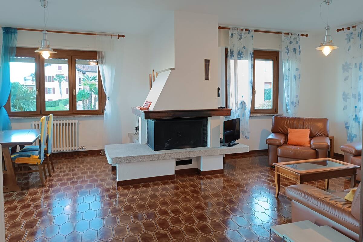 Apartment, 3 Bedrooms | Living area | 40-inch flat-screen TV with satellite channels, TV