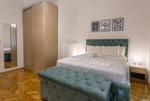 Blackout drapes, soundproofing, iron/ironing board, free wired internet - Apartment Dositejeva (Belgrade)