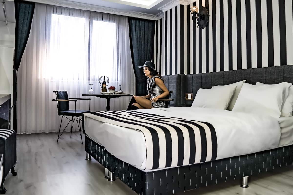 Ropa de cama de alta calidad y minibar